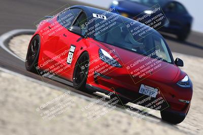 media/Nov-08-2025-Speed Ventures (Sat) [[1c7a6332f5]]/TC B/Session 2 (Turn 2)/